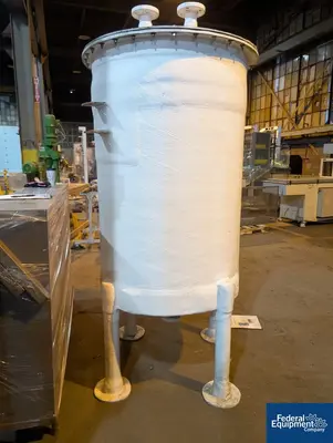 N/A FRP tank on legs