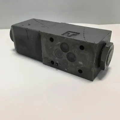 USED VICKERS DG4V-3-2AL-M-U-HL7-60