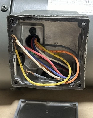 NEW WEG 3318ES1BB56CFL