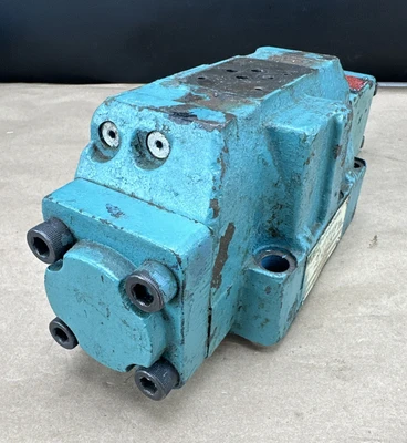 USED Vickers 628748