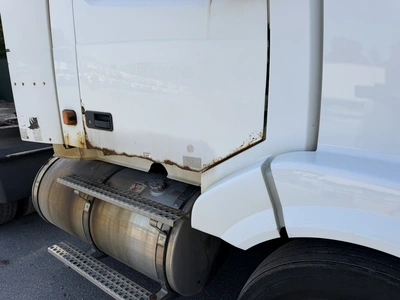 Used 2006 VOLVO VNM Conventional trucks Indiana US | Miedema Asset Management Group #1414527