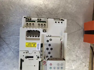 NEW ABB ACS800-U1-0030-7 K454 L503