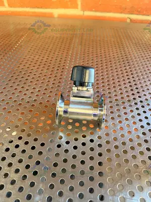 Used AQUASYN 6155535 DIAPHRAGM VALVE W/ 1" SANITARY FITTING TO 1/2" SANITARY FITTING Valves/Fittings California US | Equipment Lab #1506524