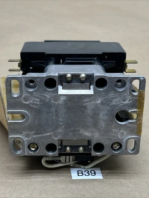 *Pre-Owned* General Electric CR353FF3BR1 | Motor Control Contactor + Warranty