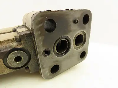 Vickers CG5060AFMUHL7110 Hydraulic Relief Valve Solenoid Controlled 24V DG4V3