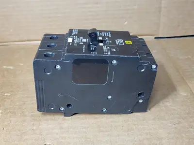 NEW SQUARE D EDB34060