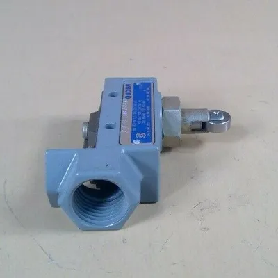 Used Micro Switch _UNKNOWN_ Relays & Switches South Carolina US | Palmetto Automation #1482478