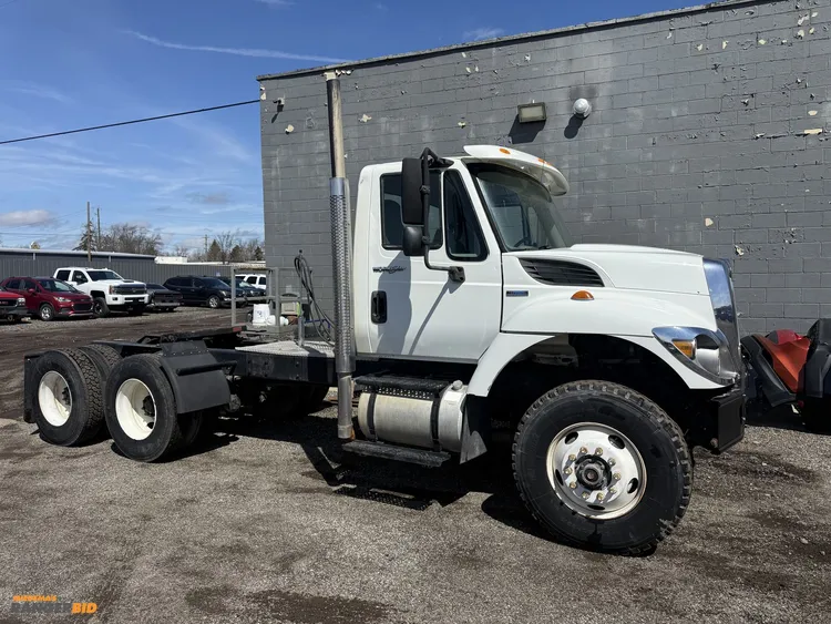 Used 2009 INTERNATIONAL WORKSTAR 7400 6X4 TRACTOR WITH 57,620 MILES Misc Trucks Michigan US | Miedema Asset Management Group #1126100