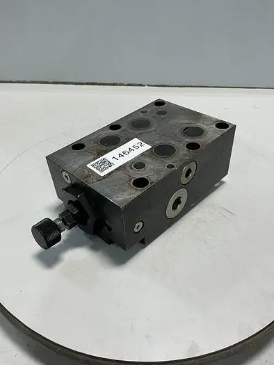 Used PARKER PRM6PA25KN33XB570 Valves/Fittings Michigan US | Ideal Machinery #698155
