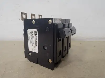 USED CUTLER-HAMMER BAB3030H