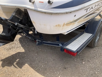 USED 2006 TAHOE TRACKER
