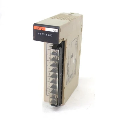 USED OMRON C200HS-INT01