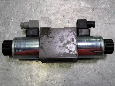 USED PARKER FILTRATION D3DW4CNYPZ4