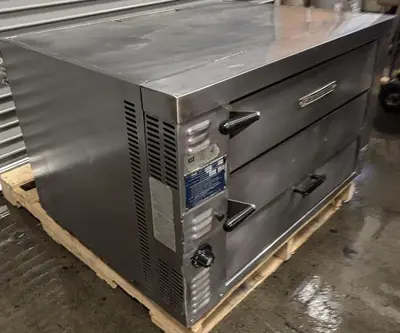 USED BAKERS PRIDE GP61