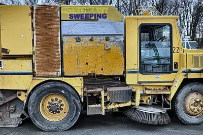 Used 1997 ATHEY MOBIL M-8A PATRIOT Street Sweeper New Jersey US | Proxy Equipment #1385339