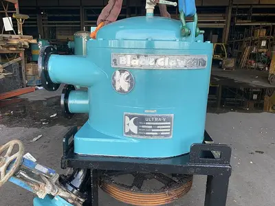 USED BLACK CLAWSON UV100
