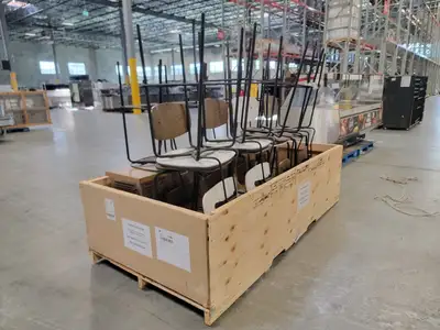 USED 2018 BY THE GLASS F811630