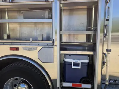 USED 2001 HME 1871 SER