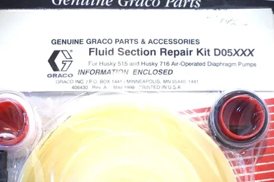 NEW GRACO D05XXX FLUID SECTION REPAIR KIT 401850