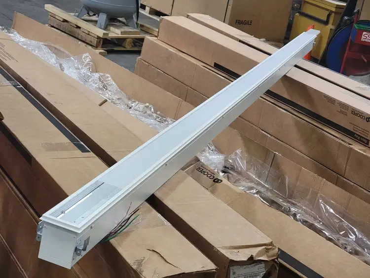 New | in-Stock COOPER LIGHTING S123DR-S775D935-FTT-12F0B-DDD-1-2DD-F-W Lighting British Columbia CA | Lenmark #249338