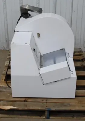 142-0044 Oliver 2003 Variable Slice Bread Slicer