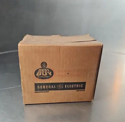 General Electric 152655G002 Contact cover (new in the box). Loc4D30