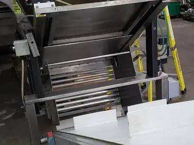 CMI Guillotine Hopper & Incline Conveyor