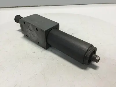 USED REXROTH ZDR6DP140210YM12