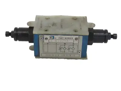 NEW VICKERS DGMFN3YA2WB2W21 CONTROL VALVE