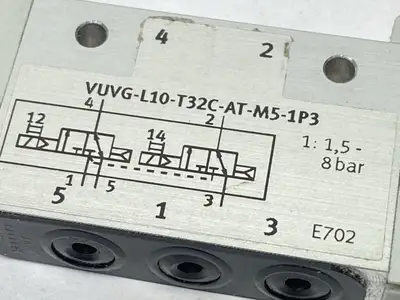 Festo VUVG-L10-T32C-AT-M5-1P3 Pneumatic Solenoid Valve 24VDC 566454 - Used