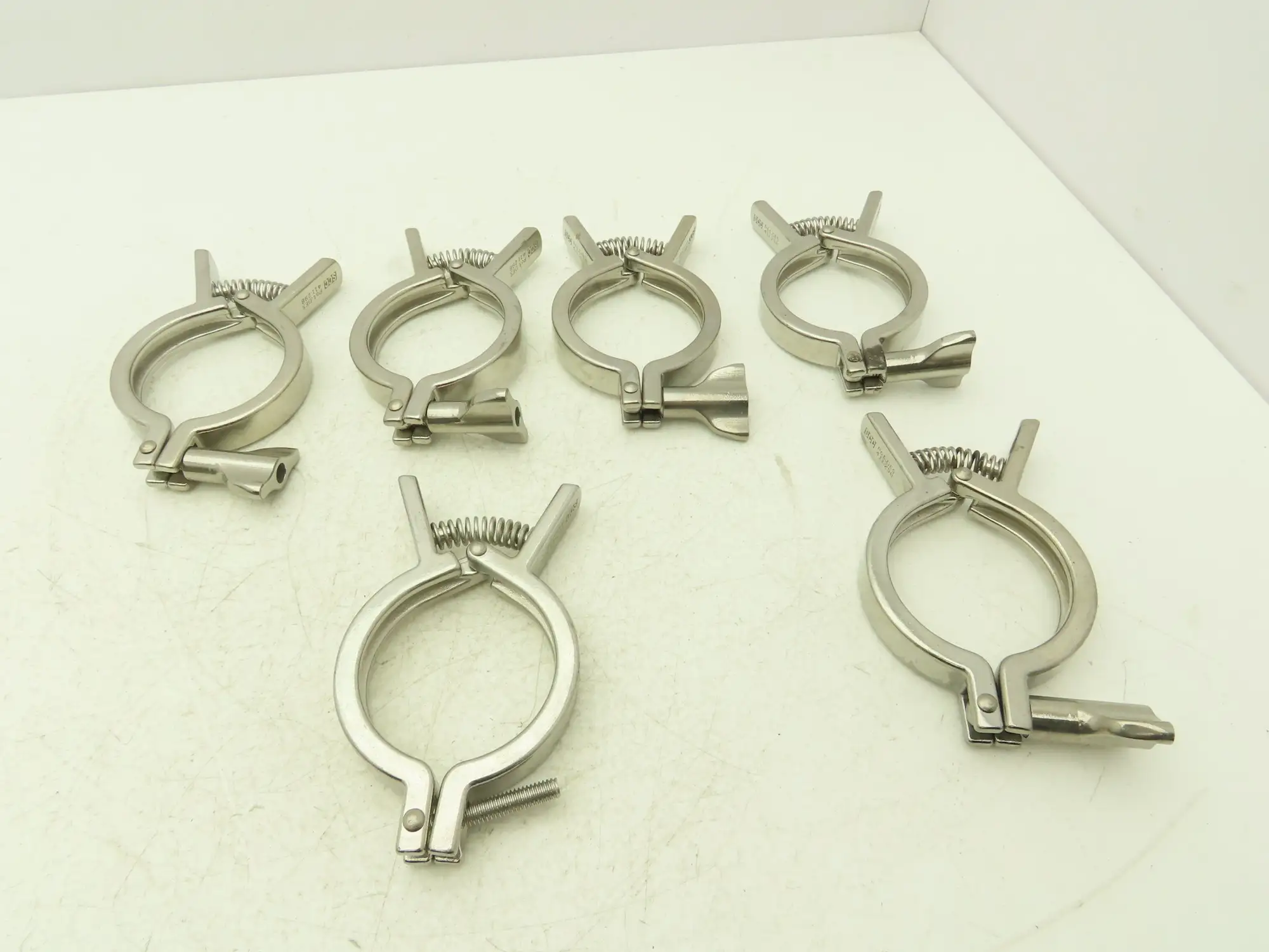 SCC 13MHHMQ-250 Sanitary Squeeze Clamp 2.5" Pipe For 3.2" Flange Lot of 6