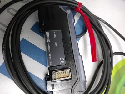 NEW KEYENCE FS-V22RP