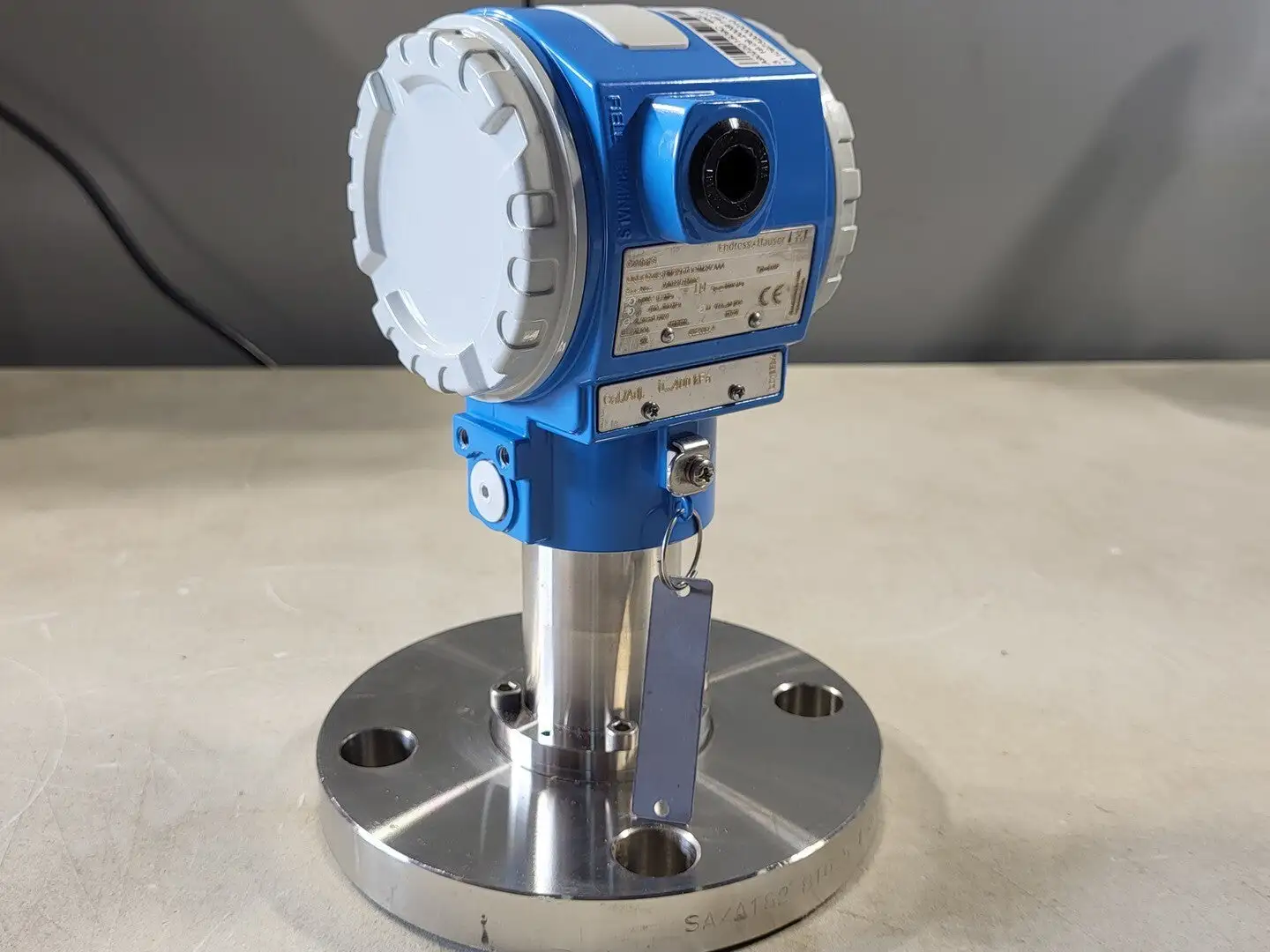 NEW ENDRESS+HAUSER PMC71-UCC1M2AFAAA