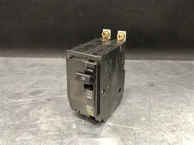 NEW SQUARE D QOB270