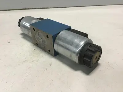 USED REXROTH 4WE6J62/EG24N9K4