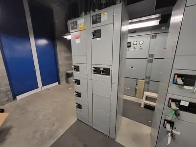 Five Star Double-Sided Motor Control Center (MCC), 600V max., 1000A