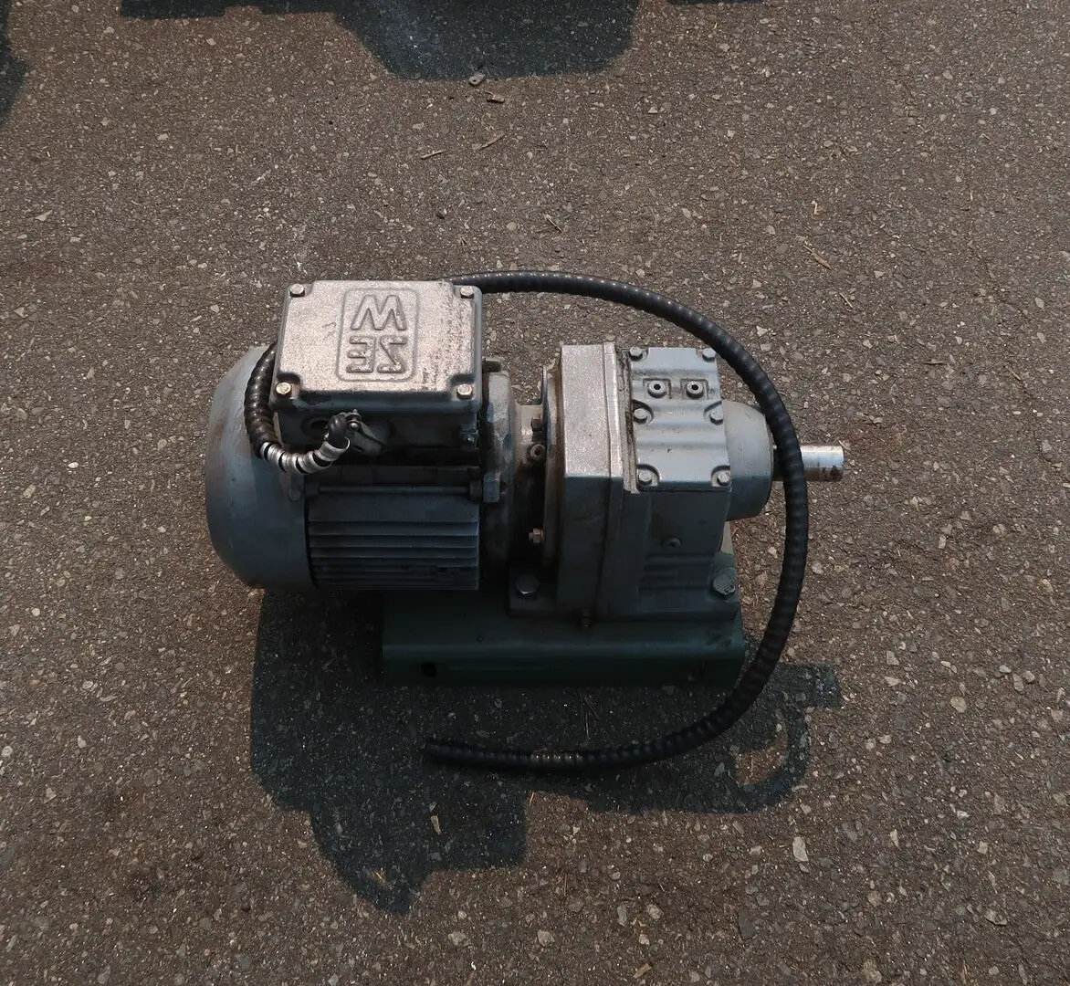 USED SEW-EURODRIVE R47DT90S4