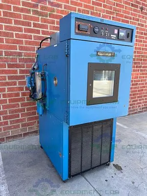 USED ENVIRONTRONICS ENVIRONMENTAL CHAMBER