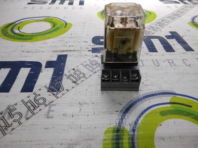 USED SQUARE D 15734