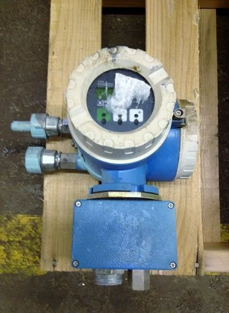 Used Endress Hausser 33FT2F Temperature Control and Mixing Instruments Minnesota US | Peak Machinery, Inc. #289073
