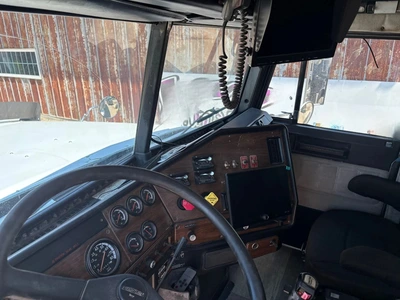 Used 1992 FREIGHTLINER FLD120 Campers, Caravans, Motorhomes Wisconsin US | Proxy Equipment #1426091