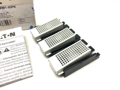 New | in-Stock EATON FINGER PROTECTION/CONTACT BARRIER KIT FOR CIRCUIT BREAKERS 3-POL Circuit Breakers | Maverick Industrial Sales #1111496