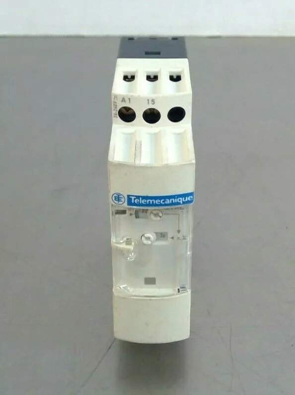 Telemecanique - Schneider Electric - RE7RB11MW - Timing Relay 4E-8