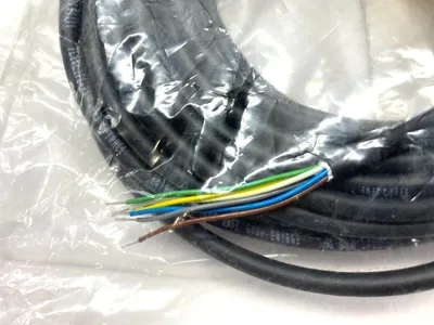 NEW TURCK FLEXLIFE CORDSET RIGHT ANGLE FEMALE 6 WIRE U-06527