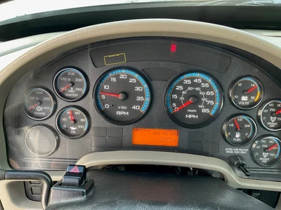 Used 2013 INTERNATIONAL 7300 Bucket (boom) trucks California US | Big Truck & Equipment #1412314