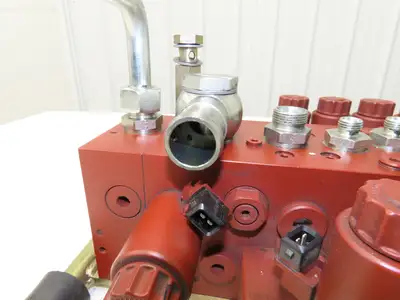 Linde 000143179518 Hydraulic 4-Lever Spool Valve Forklift Mast Control Off E20C