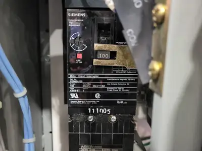 Full Voltage Non-Reversing MCC Bucket Size 3