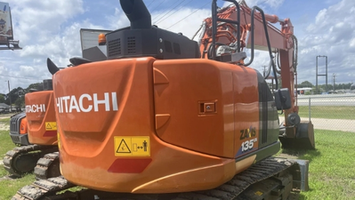 USED 2019 Hitachi ZX135US-6