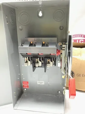General Electric 19592 Safety Switch THN3362 60AMP