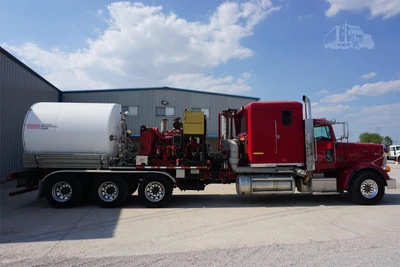 Used 2009 PETERBILT 367 Service & Utility Trucks Texas US | Roll Off Truck World #1491938
